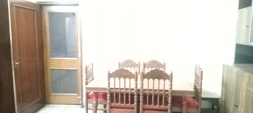 125 YARD RESIDENTIAL FLOOR FOR LEASE IN NARAINA VIHAR