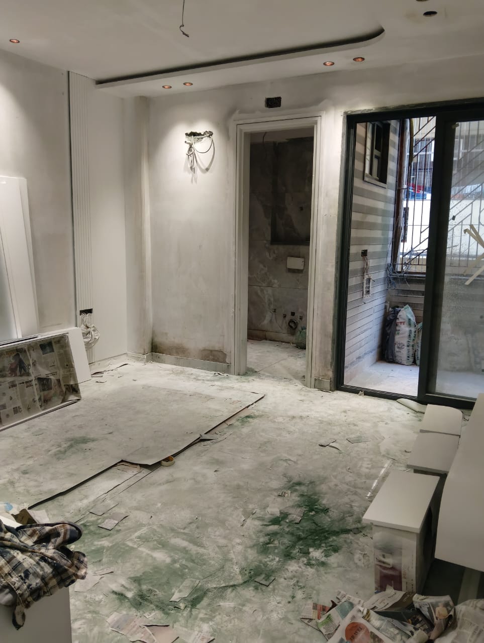 200 YARD RESIDENTIAL FLOOR FOR SALE IN NARANIA